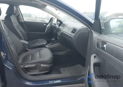 2011 Volkswagen Jetta 2.5L Se from USA, damaged, VIN 3VWDZ7AJ3BM325357